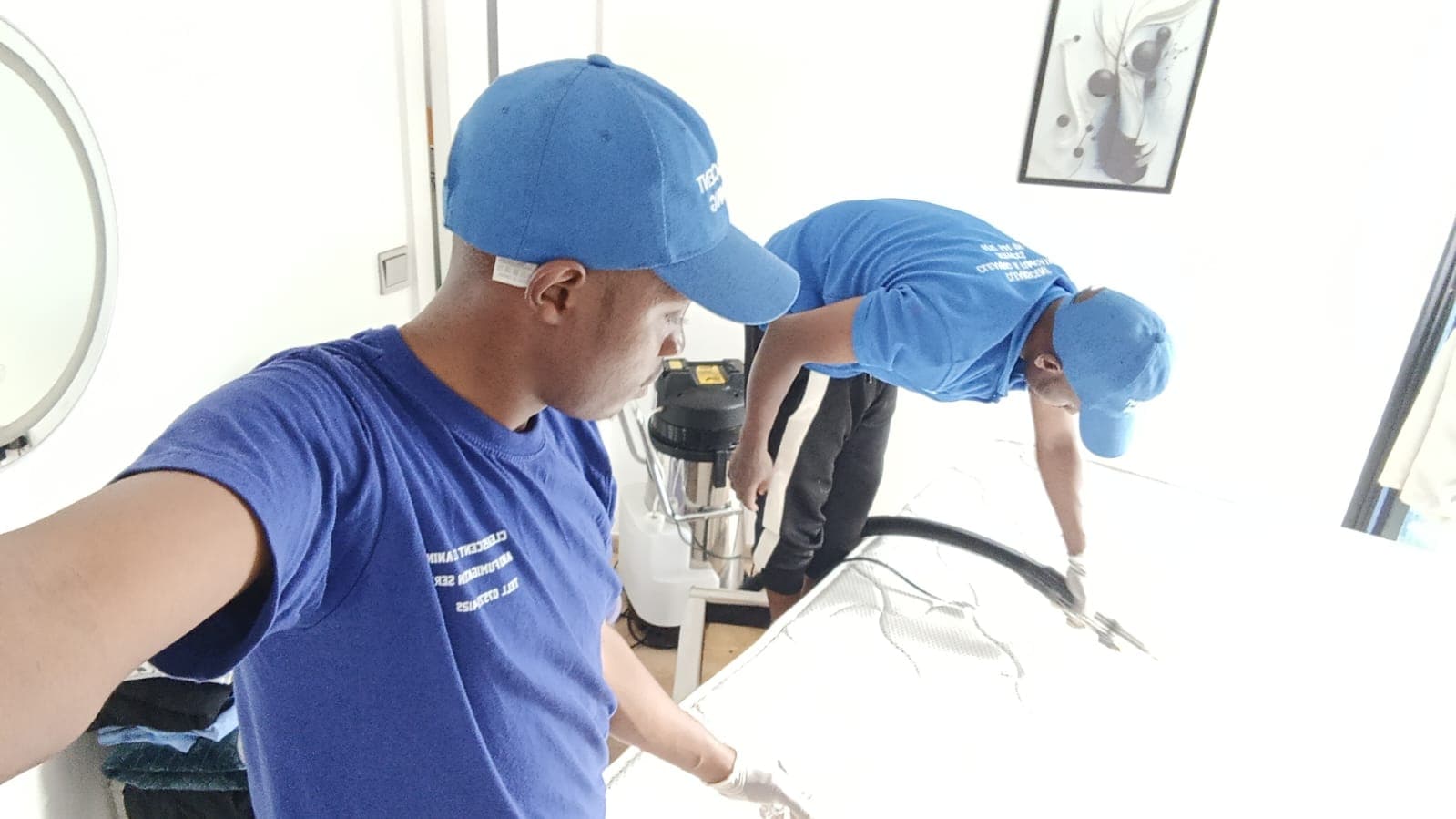 Mattress steam cleaning